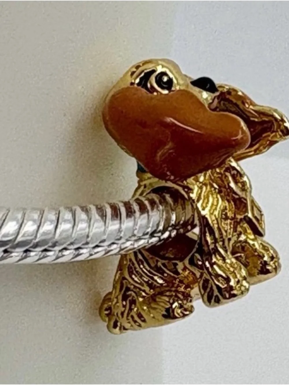 N/A gold tone